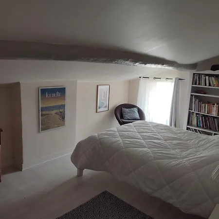 Homestay Papillon De La Peroterie