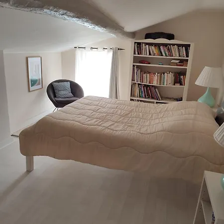 Papillon De La Peroterie *