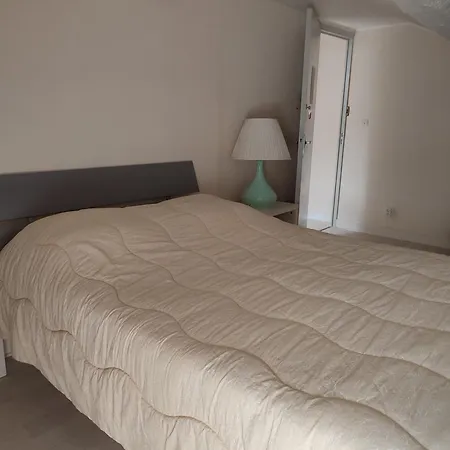 Δωμάτια σε οικογενειακή κατοικία Papillon De La Peroterie *